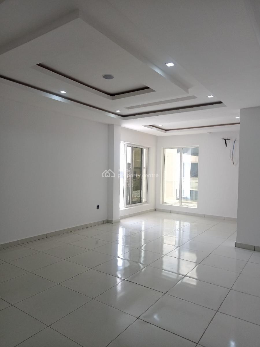 3 Bedroom Luxury Built Apartment With Bq