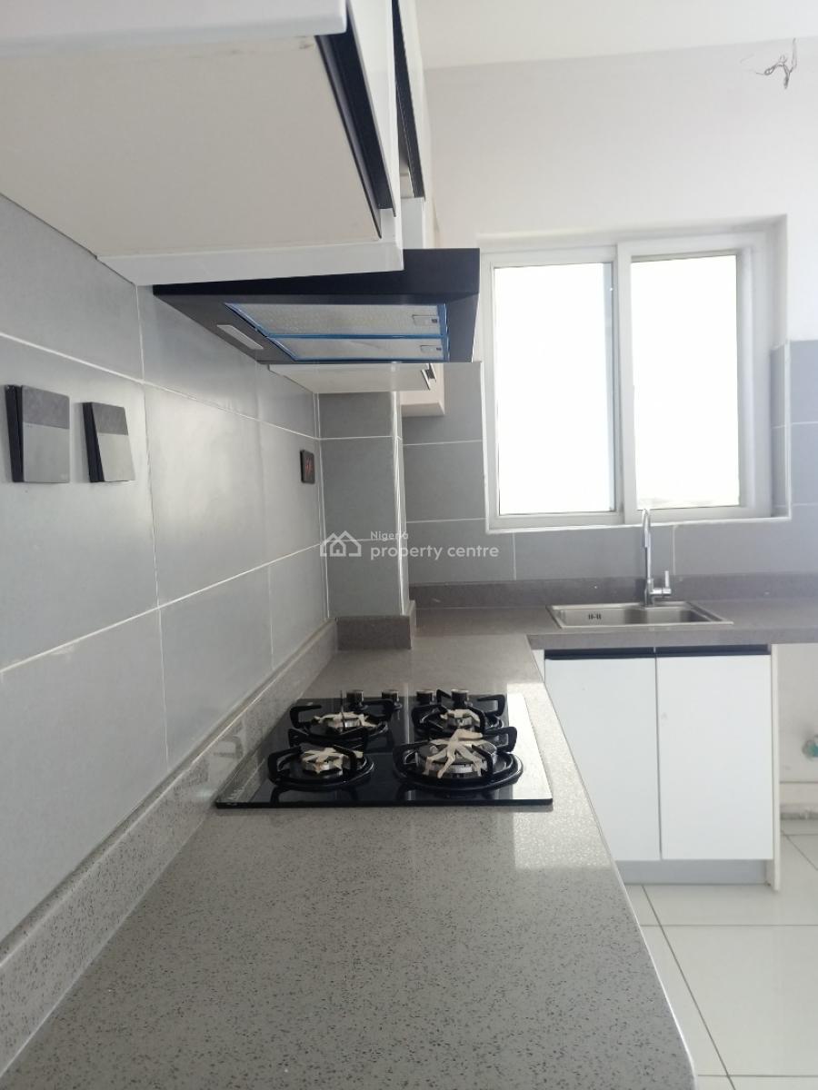 3 Bedroom Luxury Built Apartment With Bq