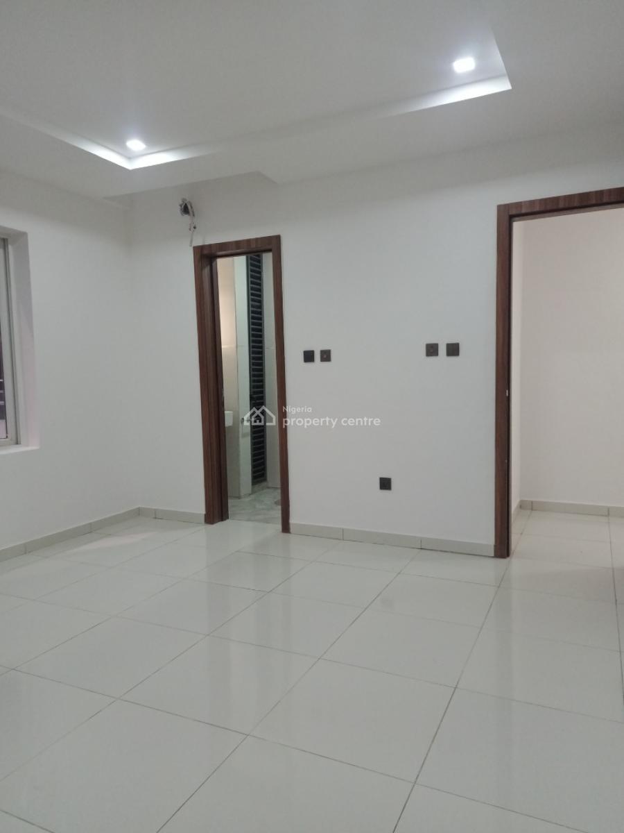 3 Bedroom Luxury Built Apartment With Bq