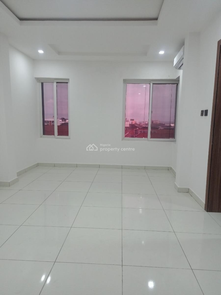 3 Bedroom Luxury Built Apartment With Bq