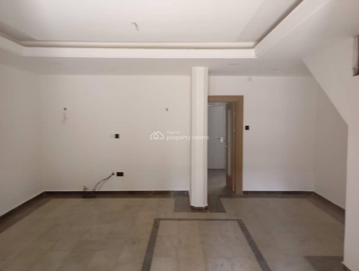 3 bedroom terraced duplex for rent