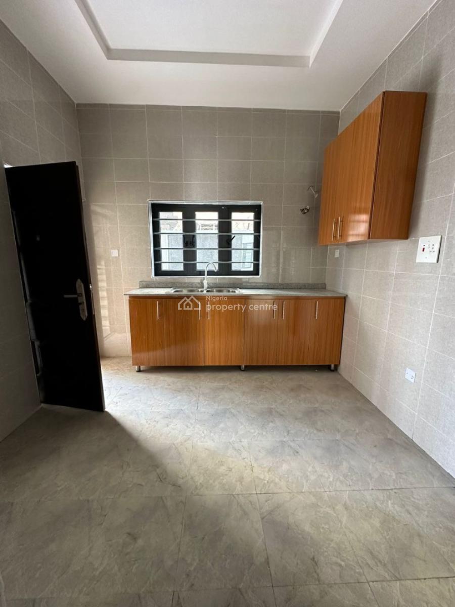 Well Finished 2 Bedroom Apartment