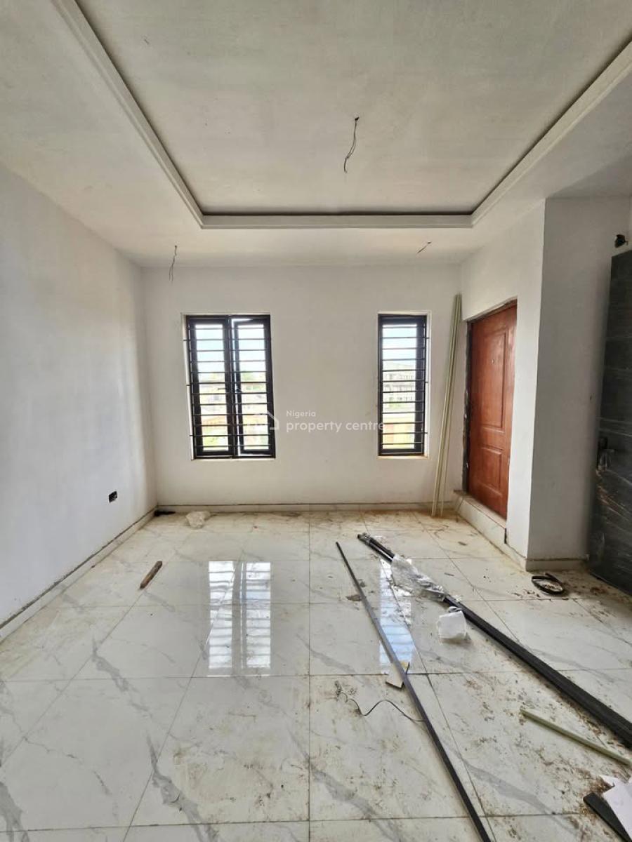 4 bedroom terraced duplex for sale