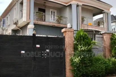 7bdrm Duplex in Ifako Ijaye Lagos for sale