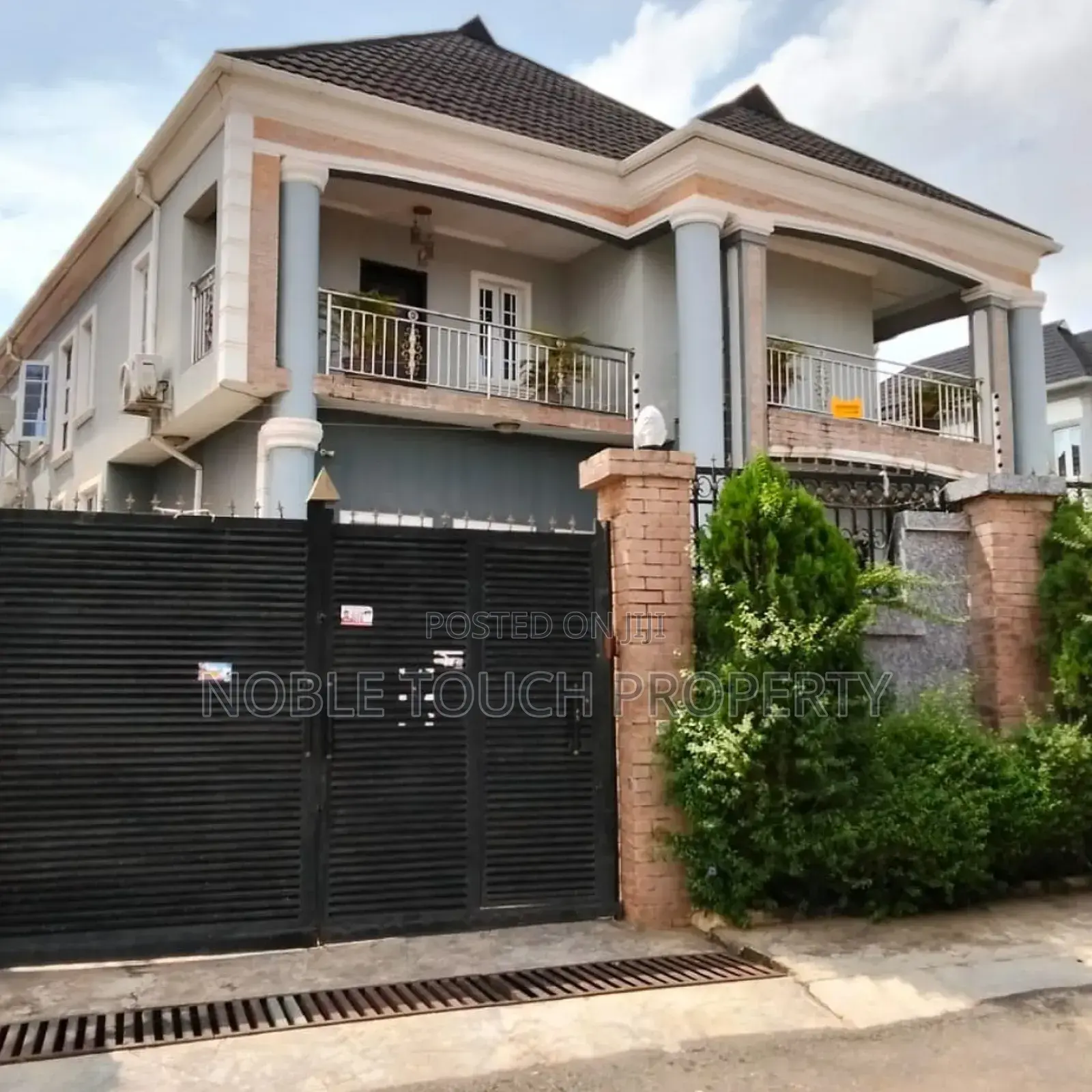 7bdrm Duplex in Ifako Ijaye Lagos for sale