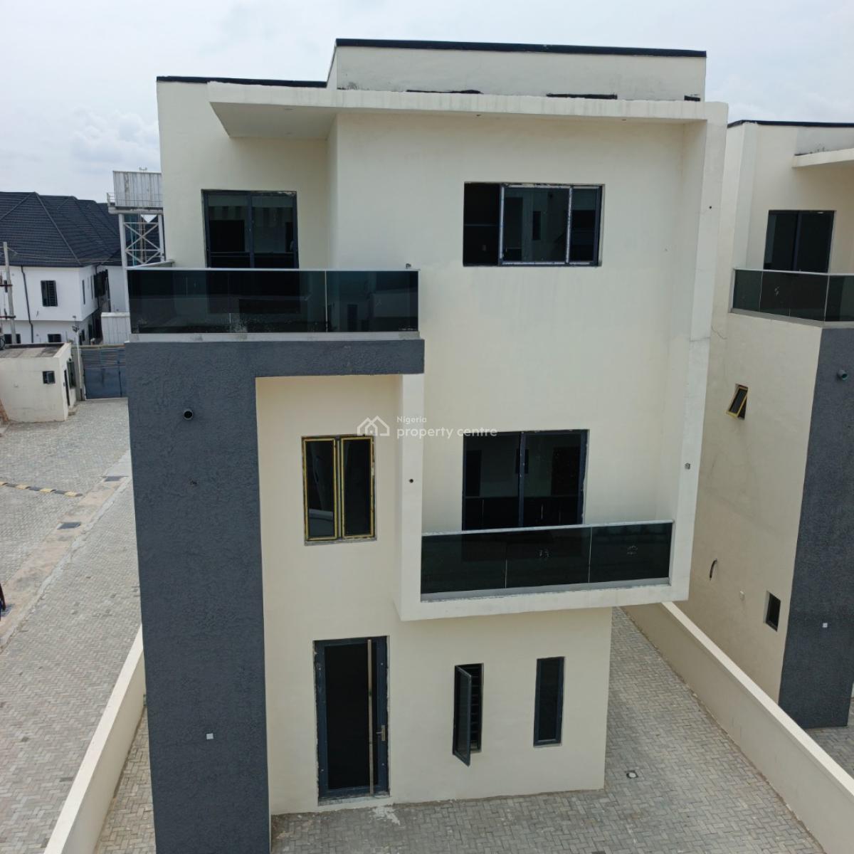 Fully Detached 4 Bedroom Duplex In A Secured And Serene Estate