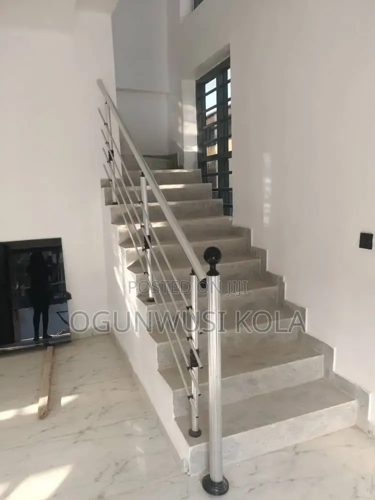 4bdrm Duplex in Opebi Ikeja for sale
