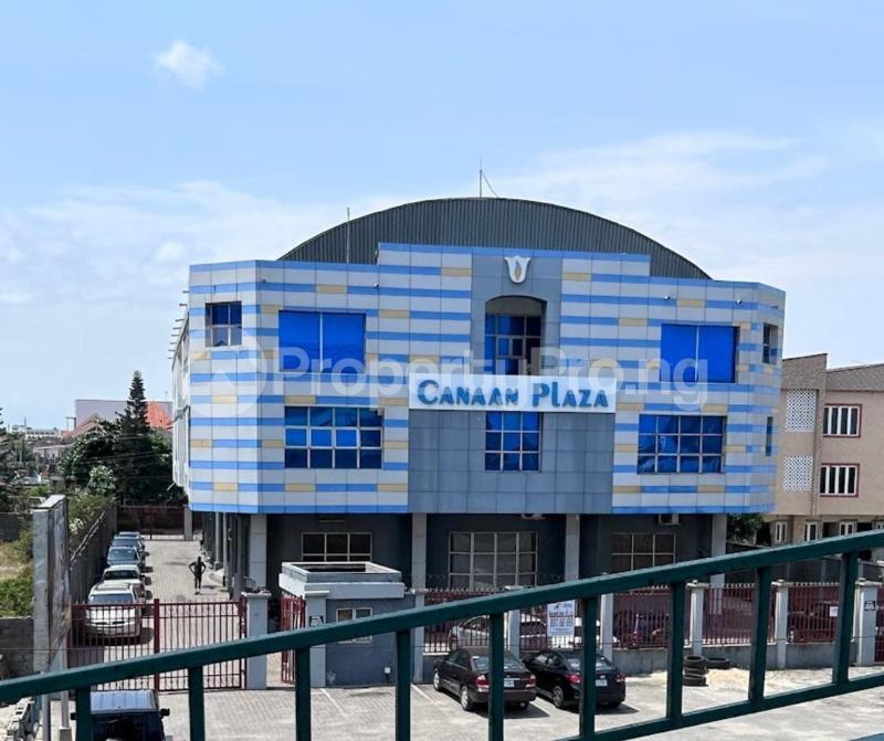 3 Storey Building Office Block On 2000sqm