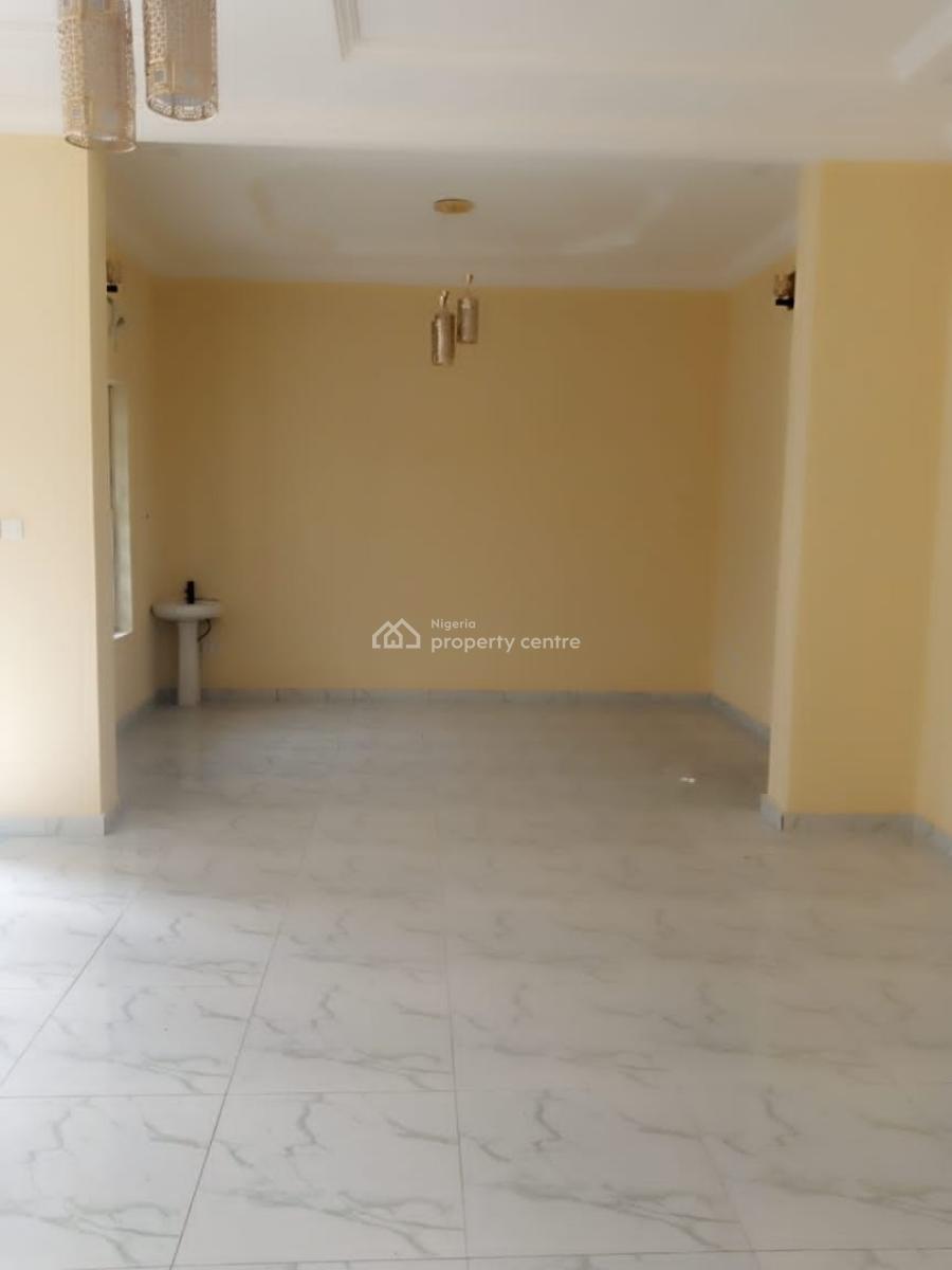 3 bedroom flat / apartment for rent