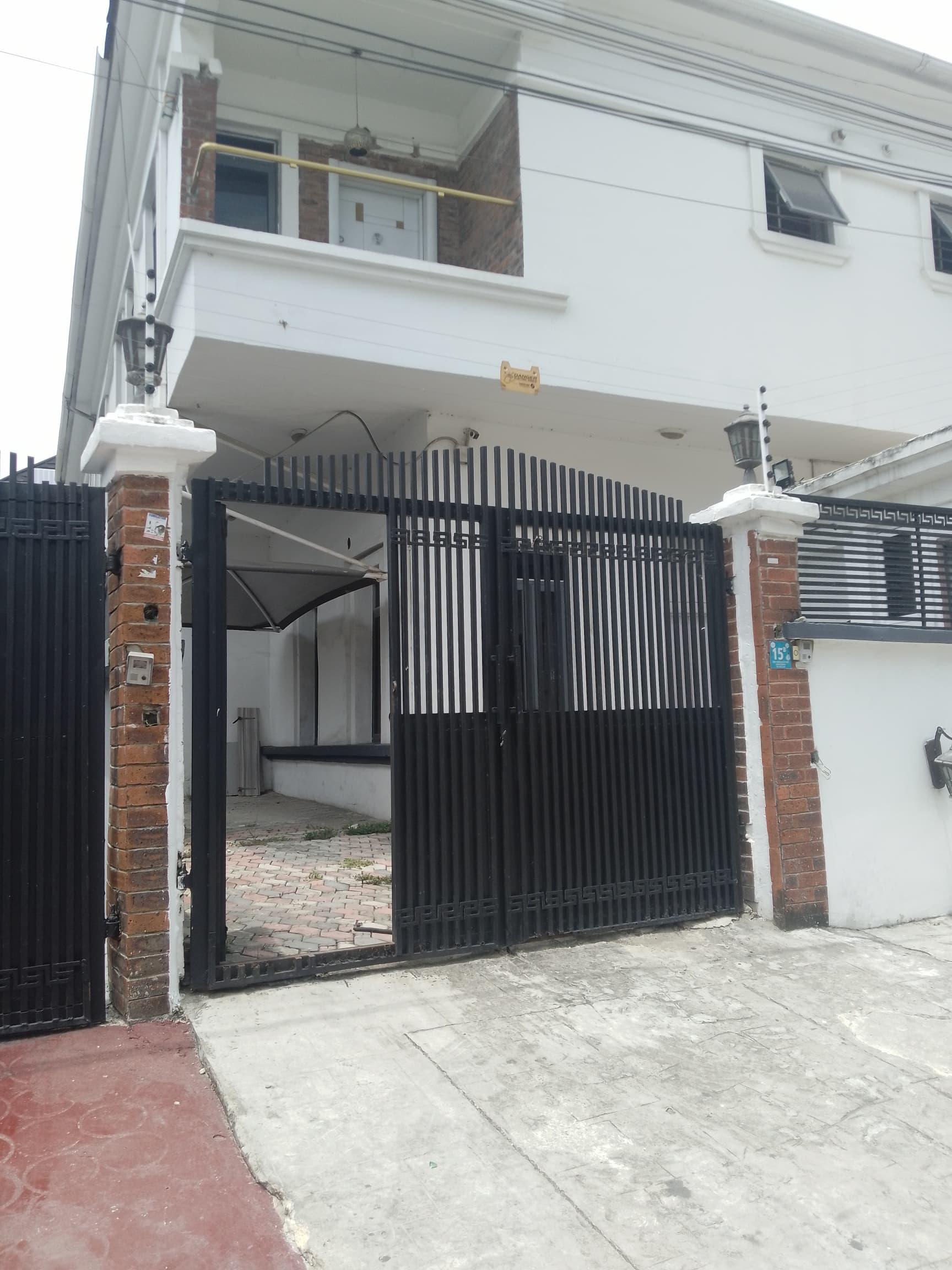 TO LET 4bedroom Semi Detached with A Room BQ