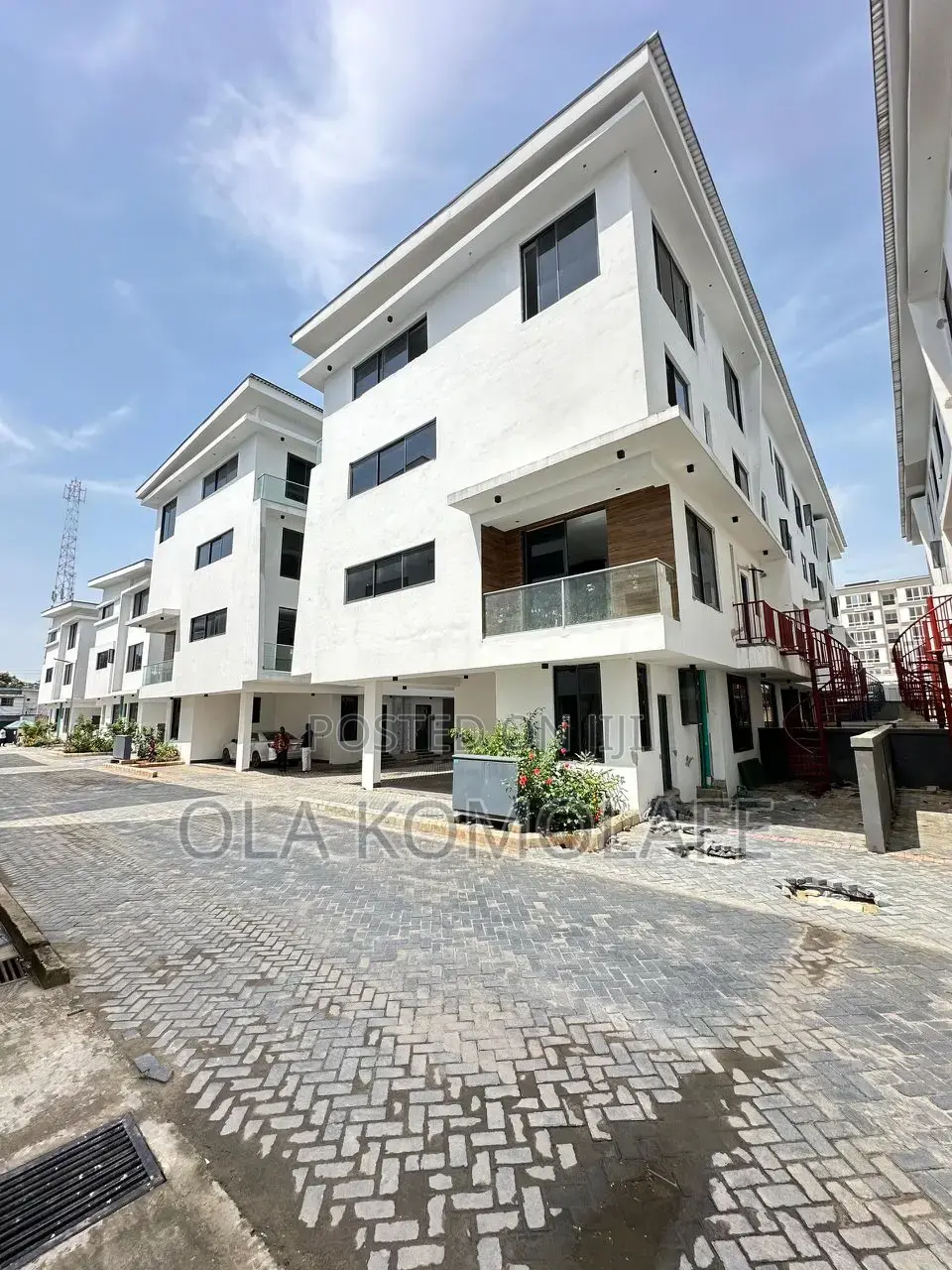 Newly Built 4 Bedroom Luxurious Terrace Houses with BQ in a mini Estate of 60 Terrance Houses