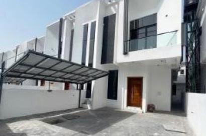 For sale: 4 Bedroom Semi Detached Duplex Orchid Lekki Lagos  ₦ 100,000,000
