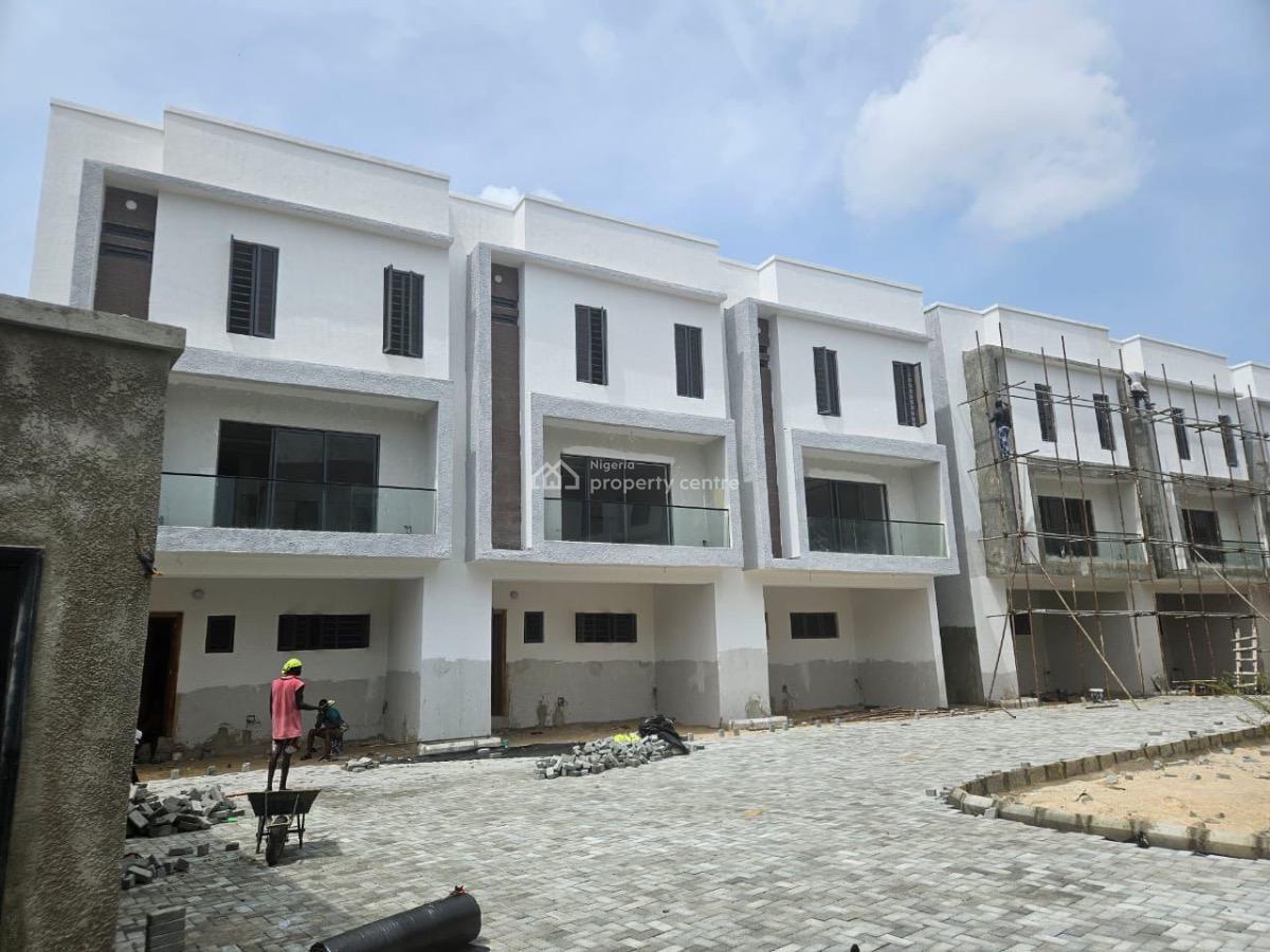 4 bedroom terraced duplex for sale