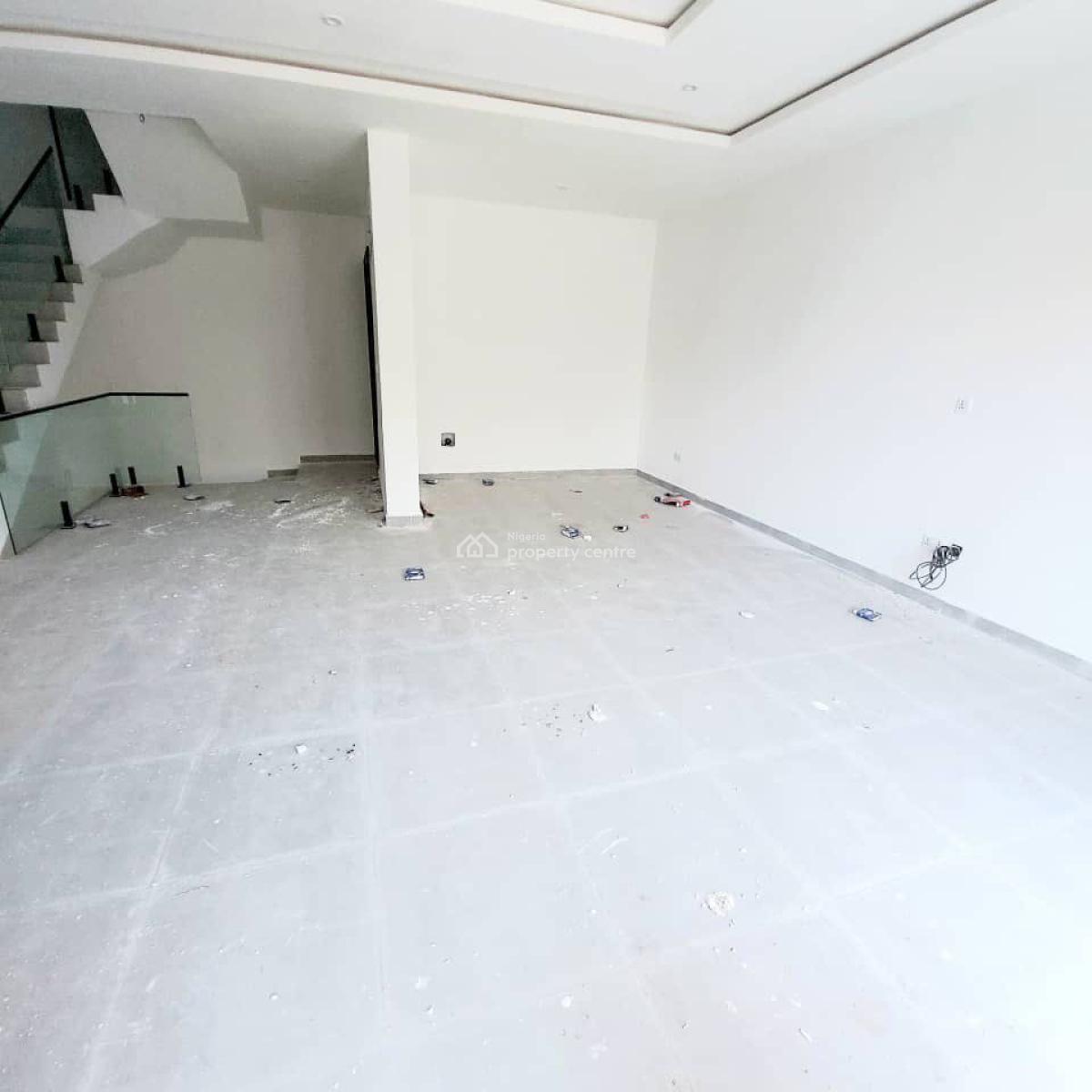 4 bedroom terraced duplex for sale