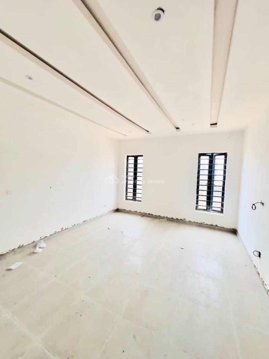 4 bedroom terraced duplex for sale