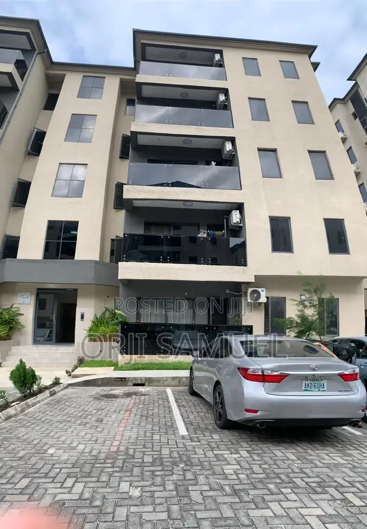 Newly Built 3bdrm Apartment in Lekky County, Ikota for sale