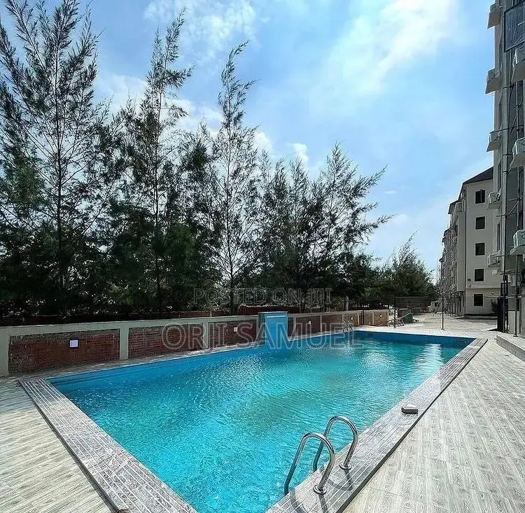 Newly Built 3bdrm Apartment in Lekky County, Ikota for sale