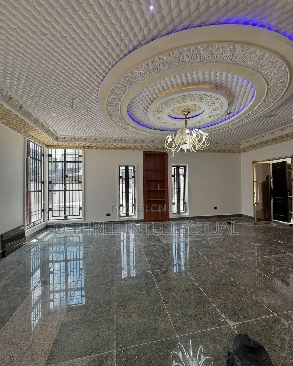 Furnished 6bdrm Duplex in Perfect High-End, Guzape District for sale