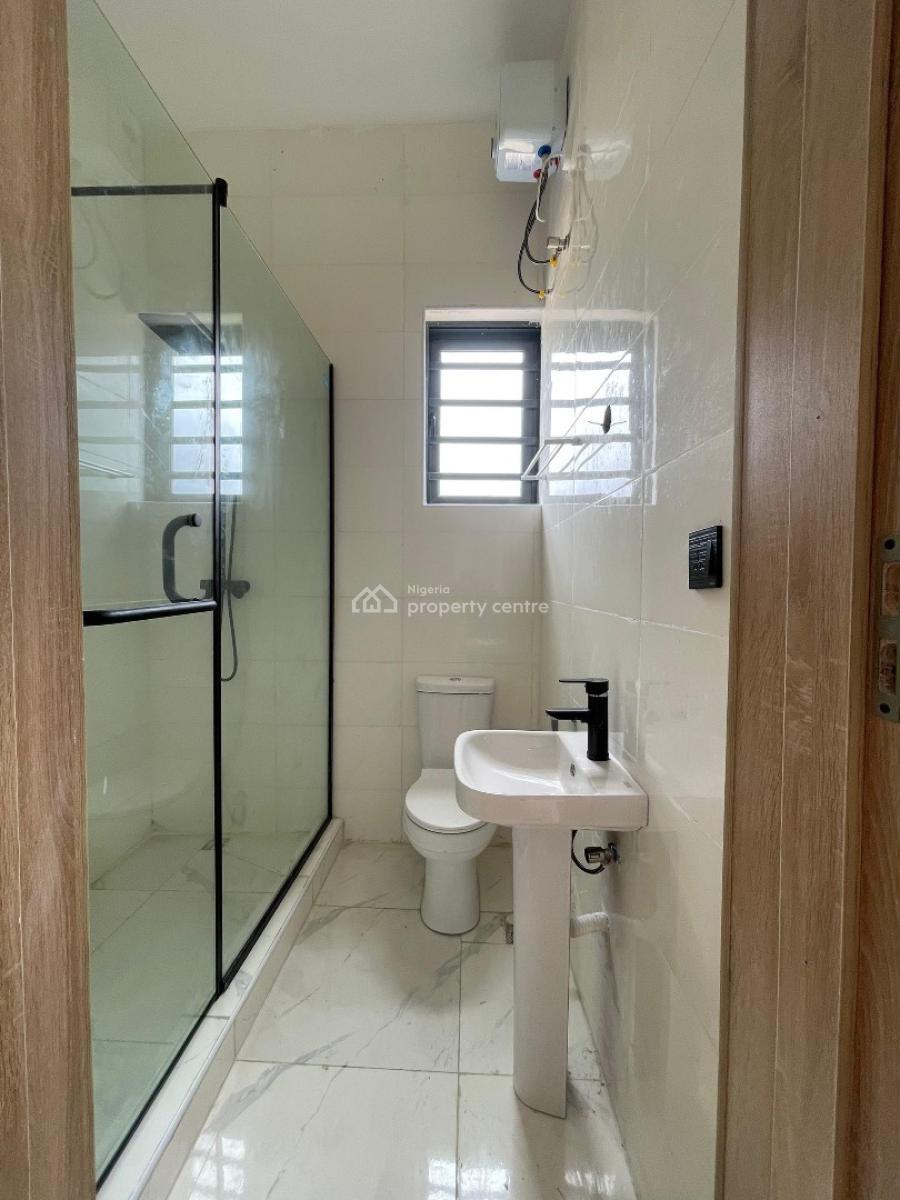 4 bedroom semi-detached duplex for sale