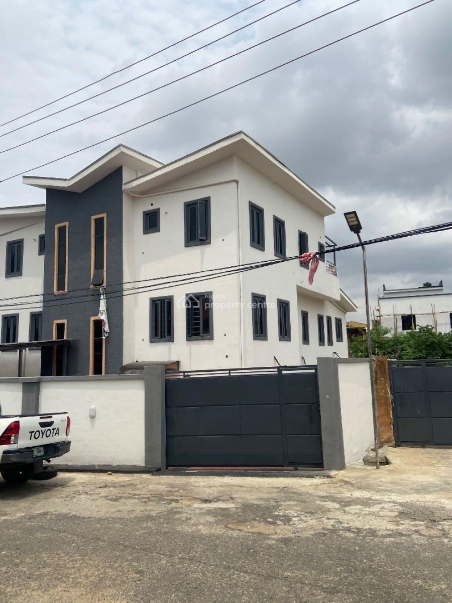 5 Bedroom Semi Detached Duplex With Bq