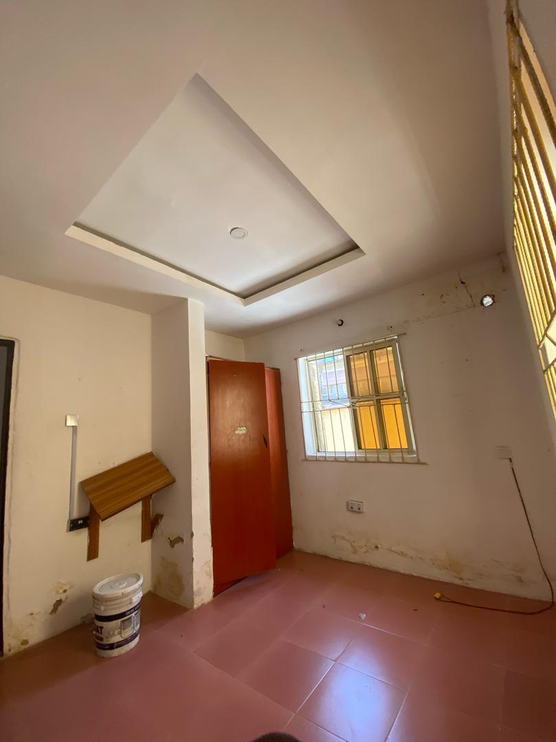 To let   Sharp mini flat to let in Sangotedo Ajah