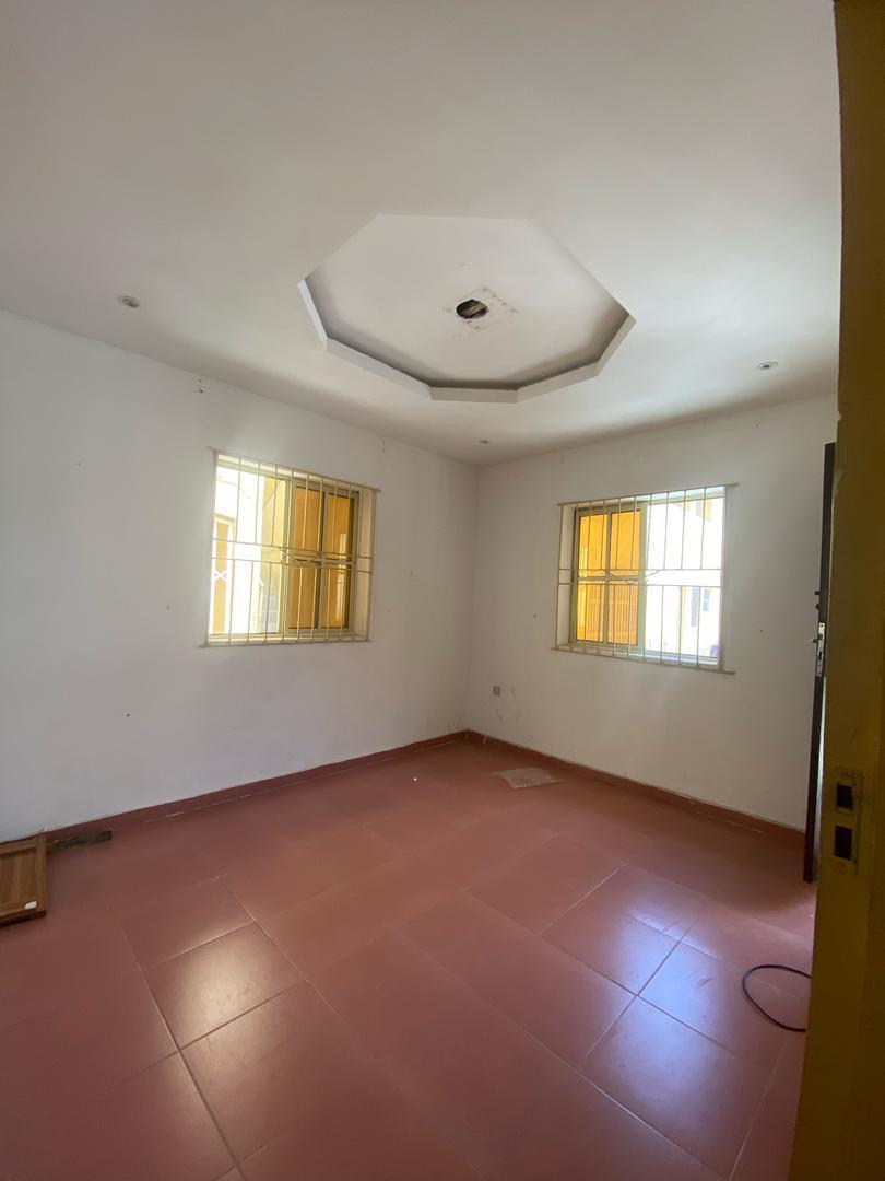 To let   Sharp mini flat to let in Sangotedo Ajah