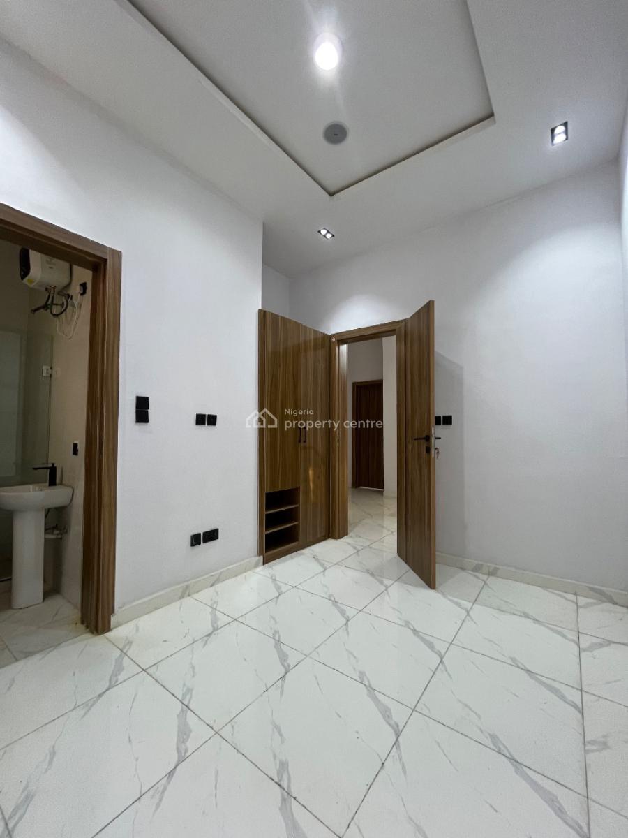 4 bedroom terraced duplex for sale