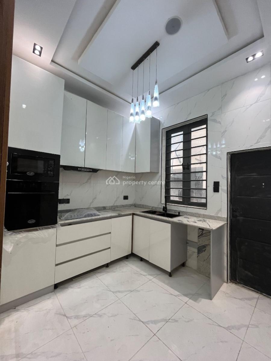 4 bedroom terraced duplex for sale