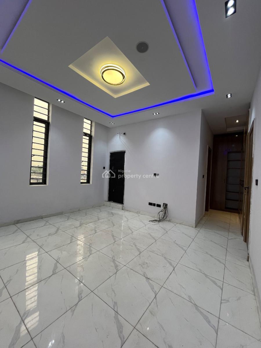 4 bedroom terraced duplex for sale