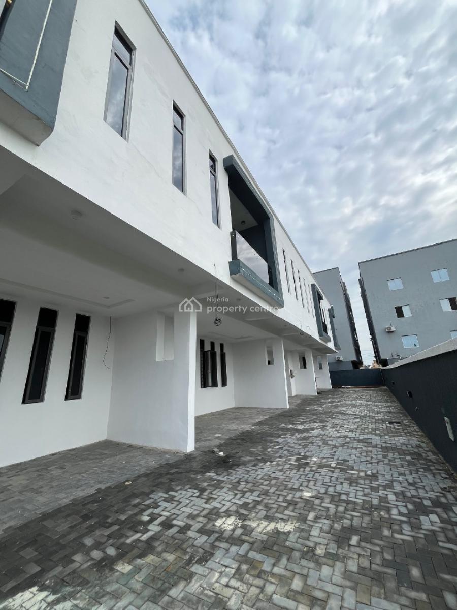 4 bedroom terraced duplex for sale