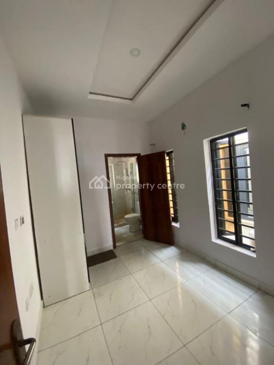 4 bedroom semi-detached duplex for rent