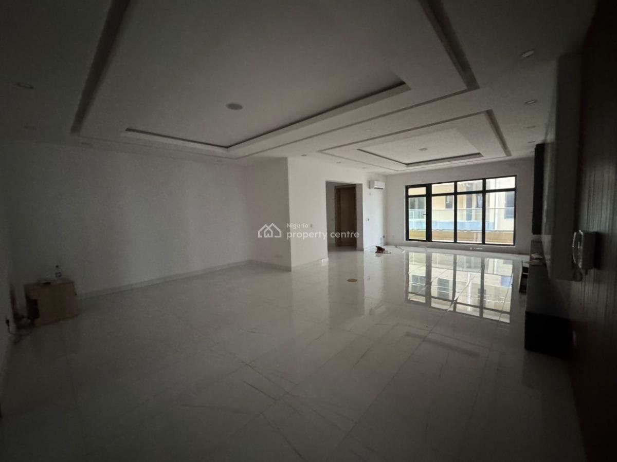Spacious 4 Bedroom Flat With Bq