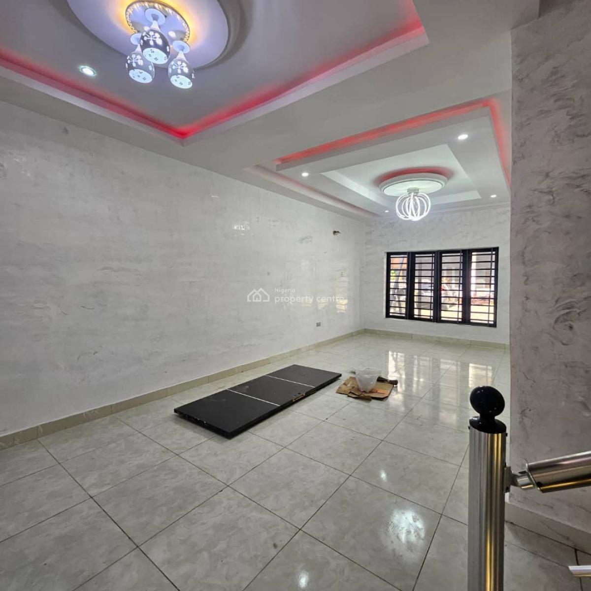 5 bedroom terraced duplex for sale