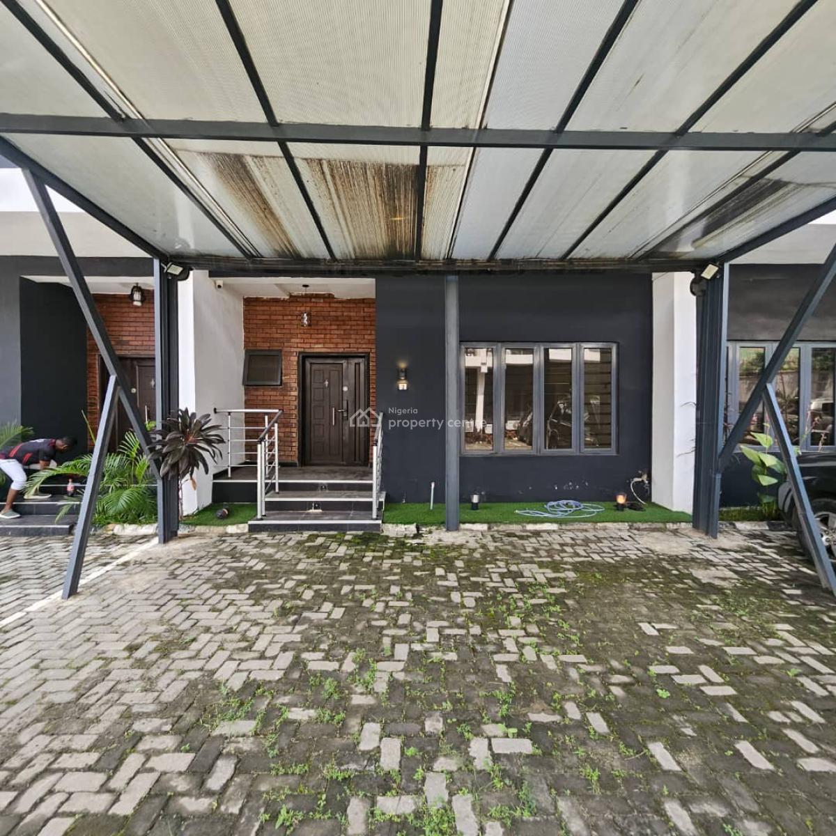 5 bedroom terraced duplex for sale