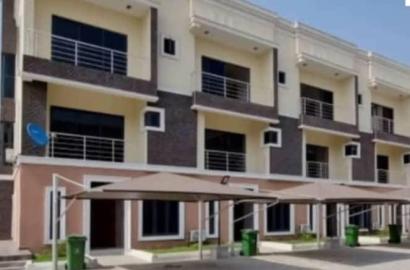 for sale 3 bed  old ikoyi  N550m nicely built 3 bedroom maisonette apartment with bq , gym and pool located within a mini estate
