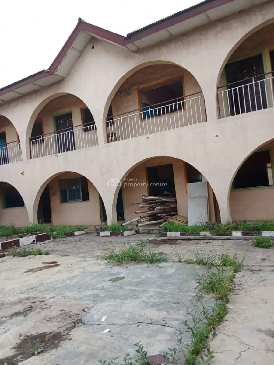 3 bedroom commercial property for sale