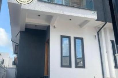 4 bedroom semi-detached duplex for sale
