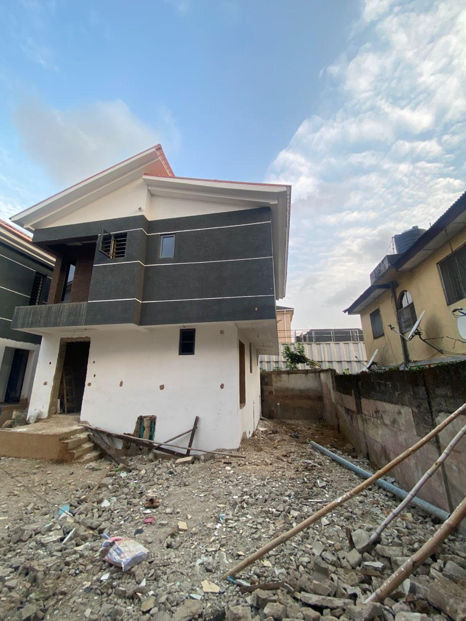 * FOR SALE.  : Newly Built 4-Bedroom full detached Duplex (Carcass)*with car park    Off Olufemi Street, Surulere, Lagos  Price: ₦150 Million