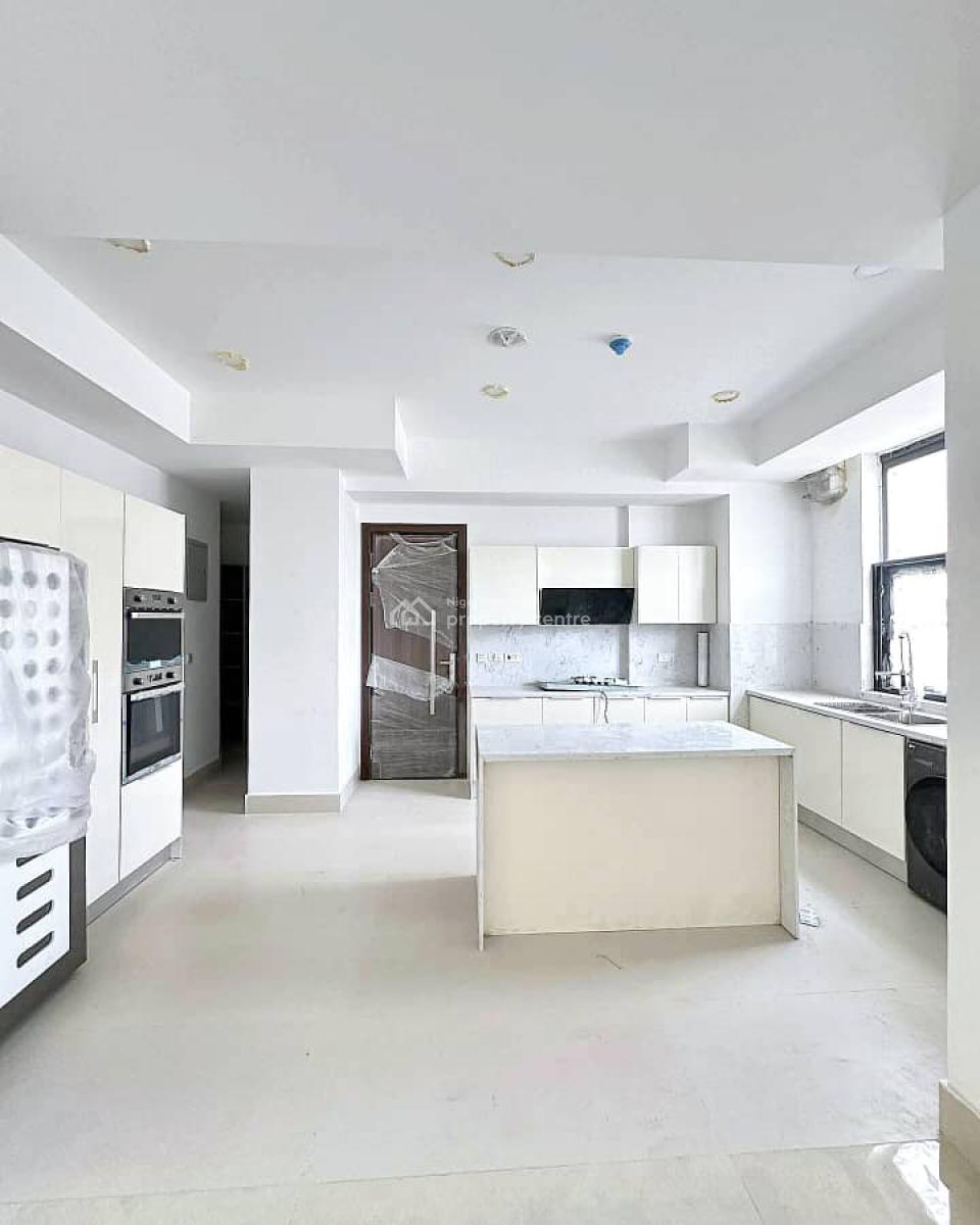 Luxury 3-bedroom Apartment With A General Pool