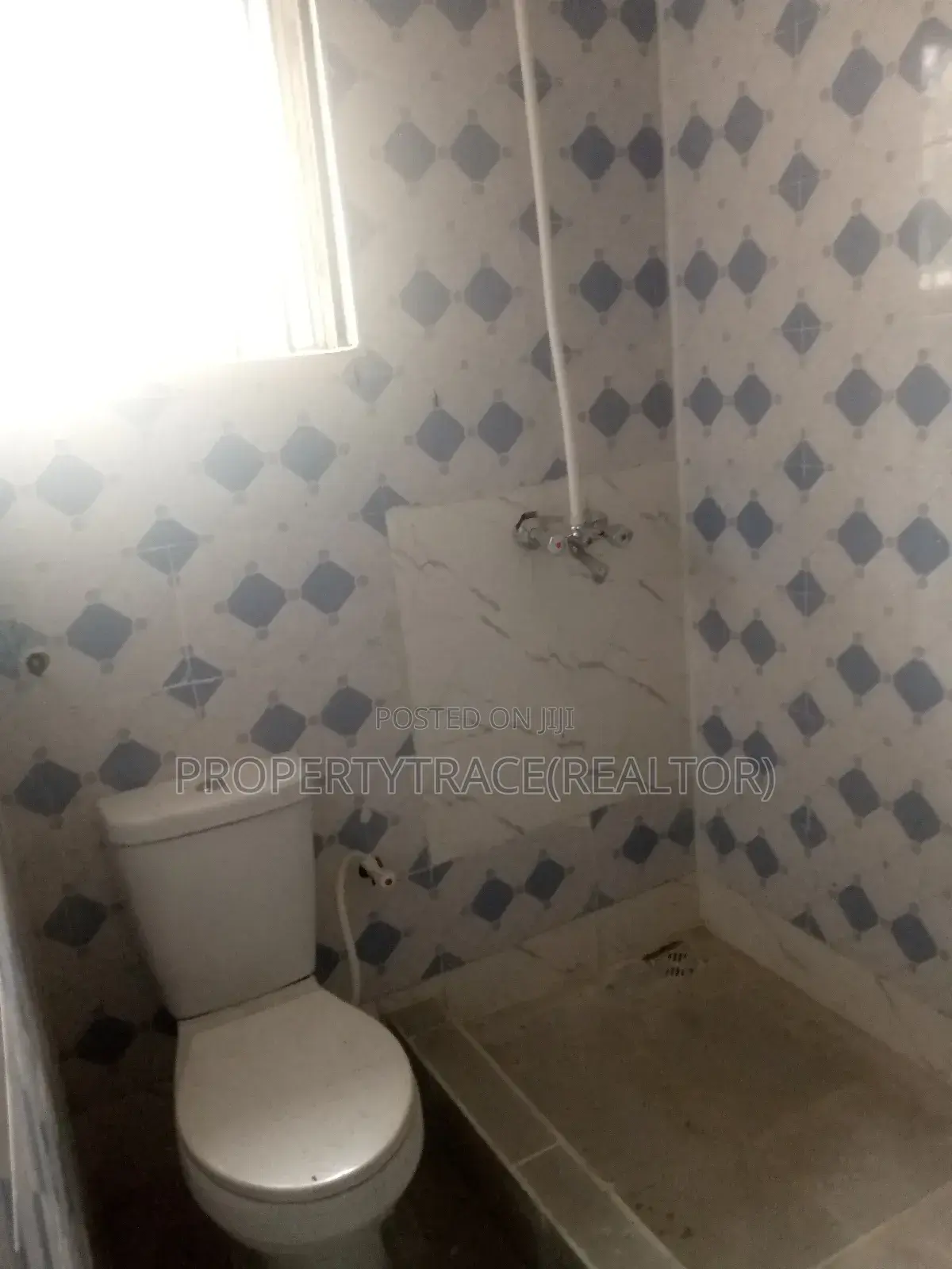 4bdrm Duplex in Lakowe for sale