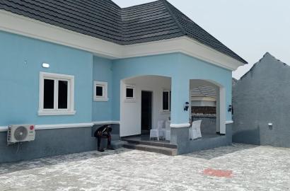 FOR SALE  Clean 4-bedrooms bungalow no bq @ gwarinpa karsana district   PRICE: 170M asking