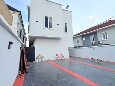Lovely Built 3 Bedroom Home with Brilliant Features, Gbagada, Lagos