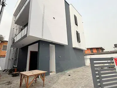 Newly Built 5 Bedroom Fully Detached Duplex