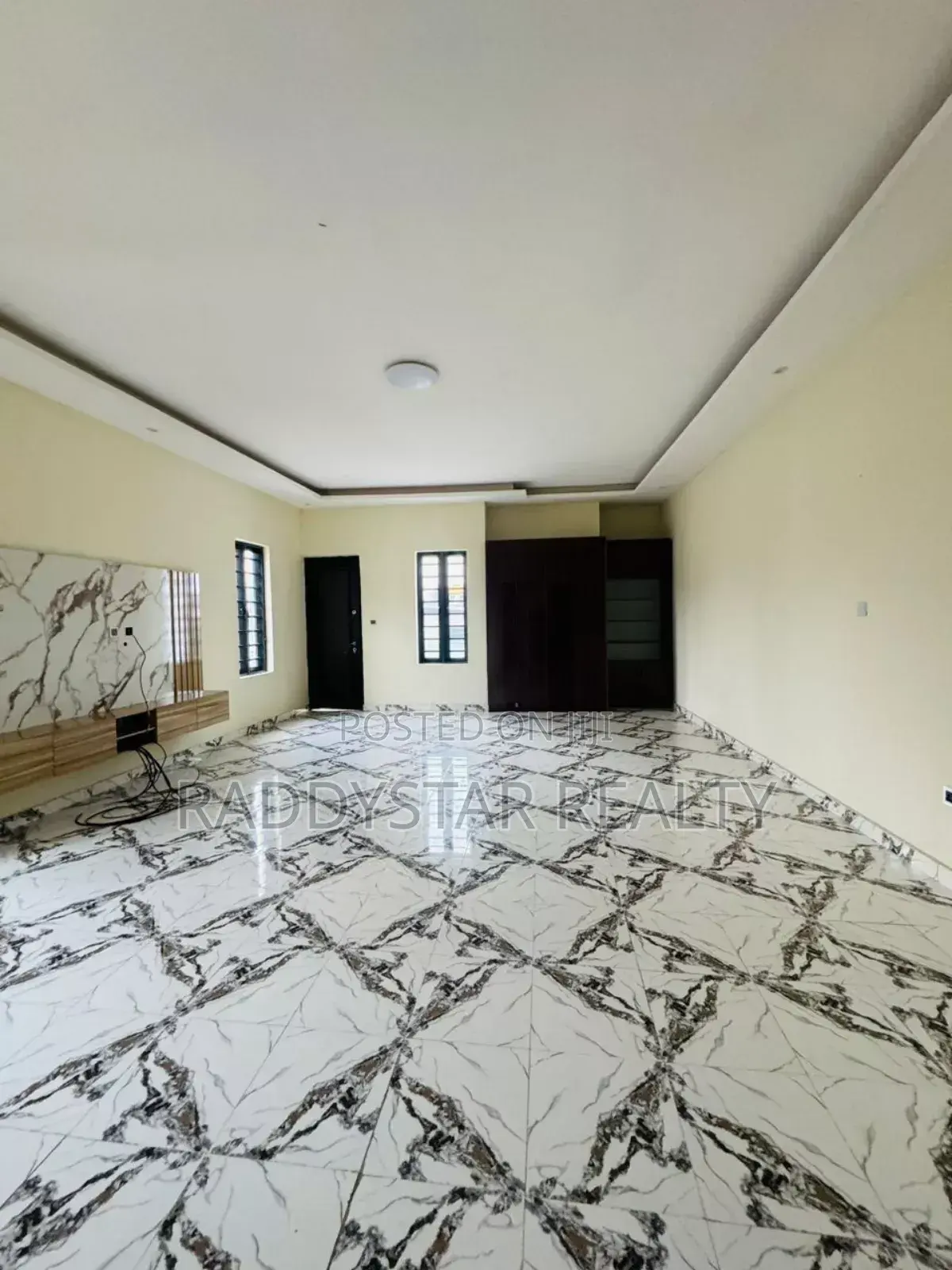 Furnished 3bdrm Duplex in Adeniyi Jones for sale
