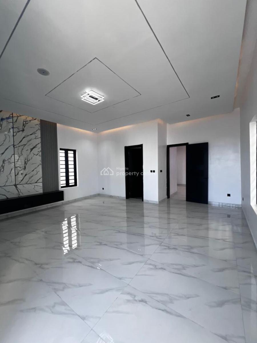 5 bedroom detached duplex for sale
