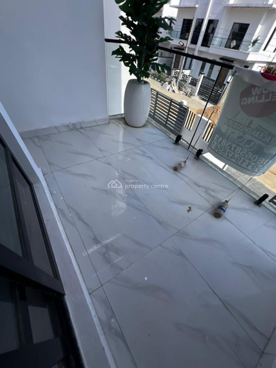 5 bedroom detached duplex for sale