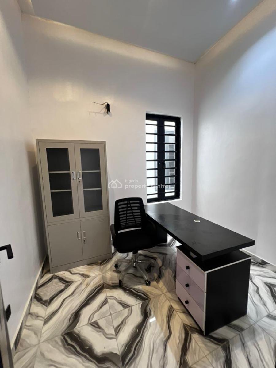 5 bedroom detached duplex for sale