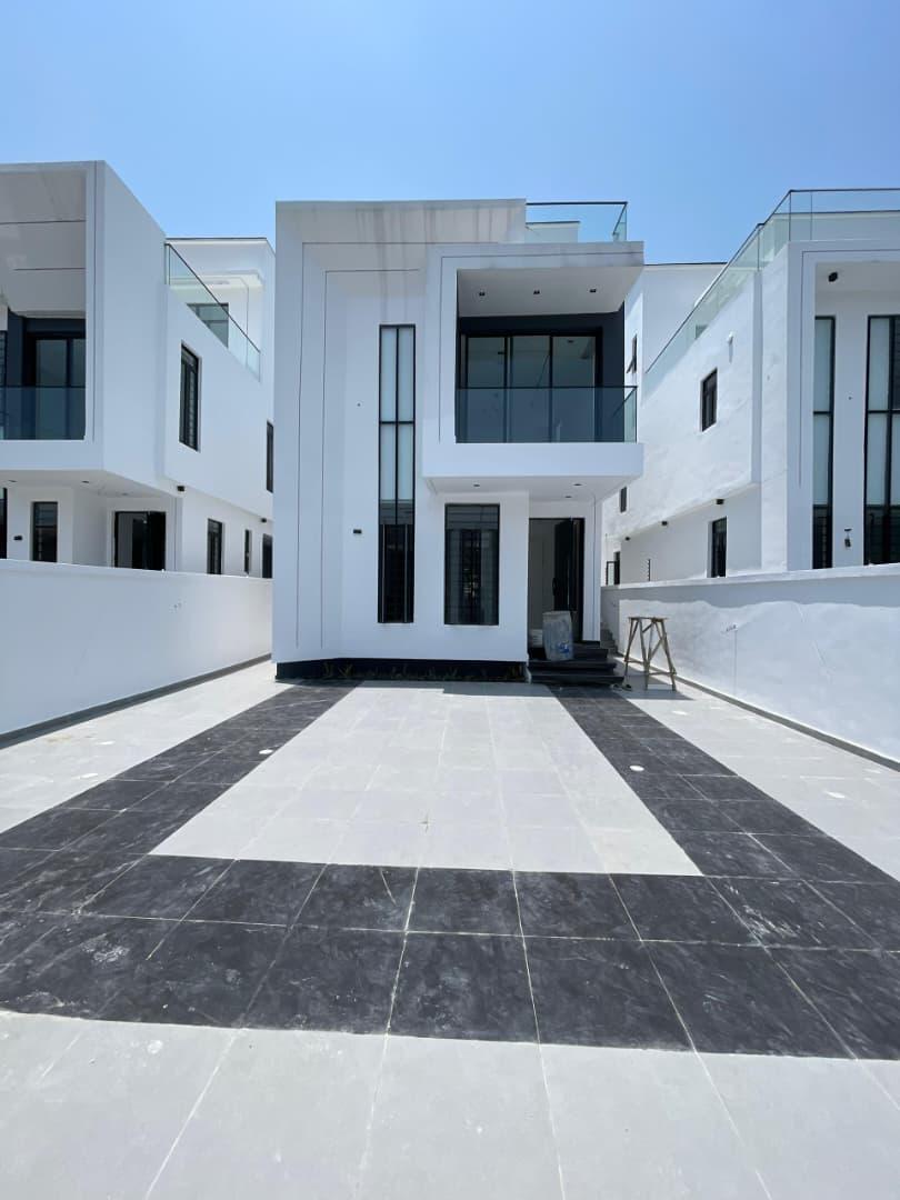 Contemporary 5 Bedroom Detached Duplex  For sale   📍 Lekkiphase1 Lekki , Lagos