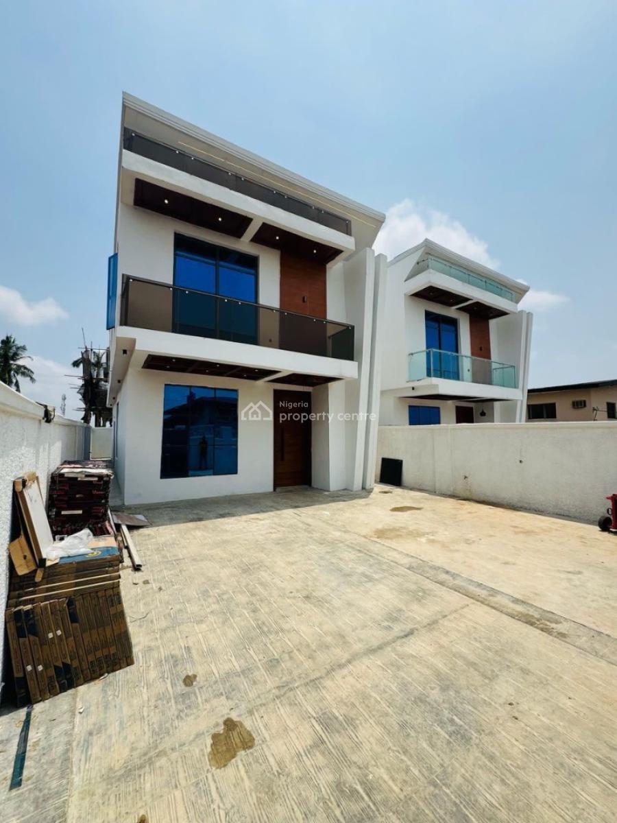 3 bedroom detached duplex for sale