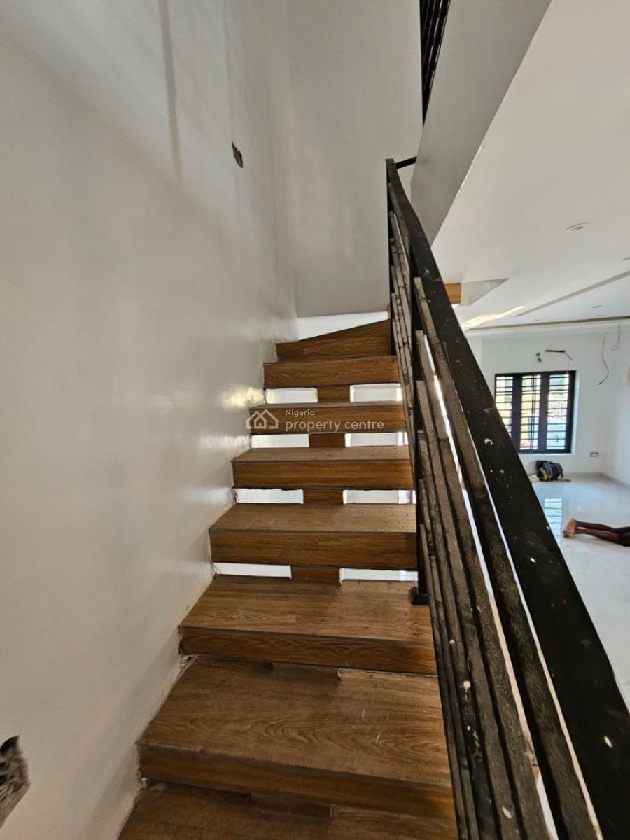 3 bedroom detached duplex for sale